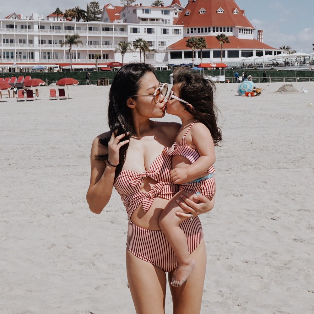 Tori Praver mommy and me swim set